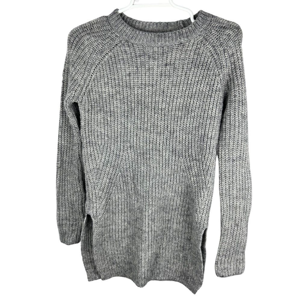 Gray wool blend forever 21 sweater side slits small fitted winter